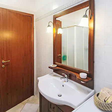 Annika By Interhome Cocquio Trevisago